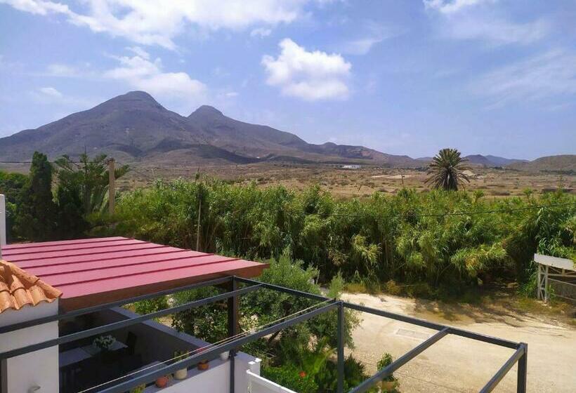 标准间带阳台, Hostal Casa Emilio