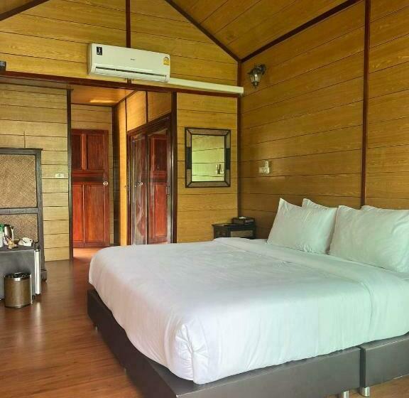 Четырехместный Номер Superior, Ruknam Resort