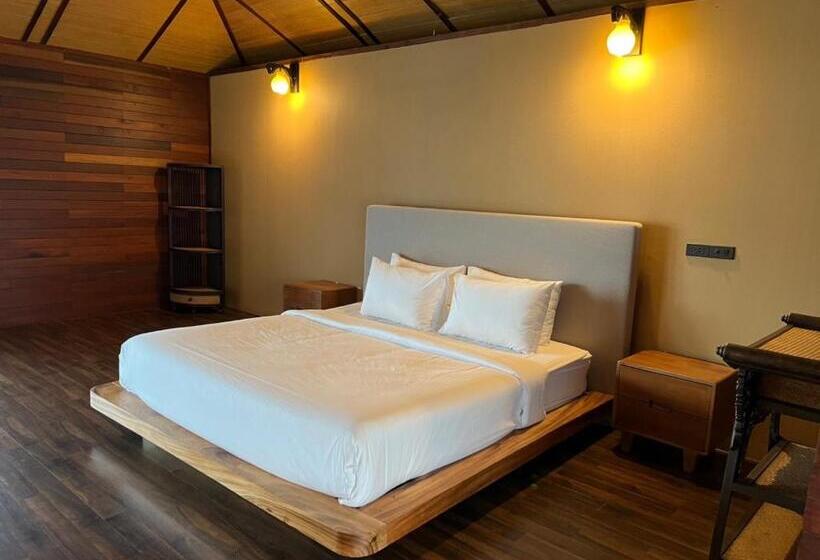 Номер Deluxe Вид на Озеро, Ruknam Resort