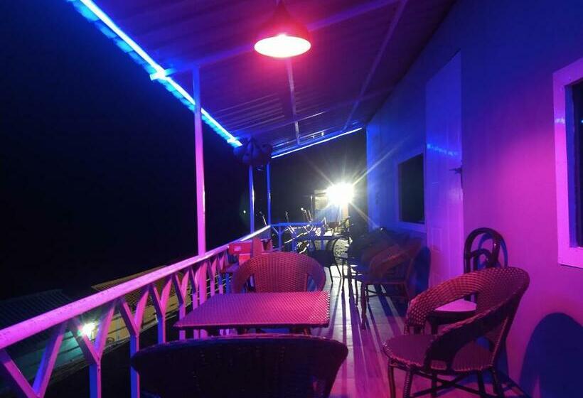 스탠다드 룸 산 전망, Sadhoo Vibes Resort