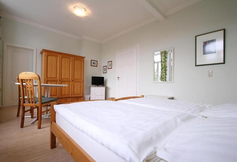 Quarto Estandar Individual, Galerie