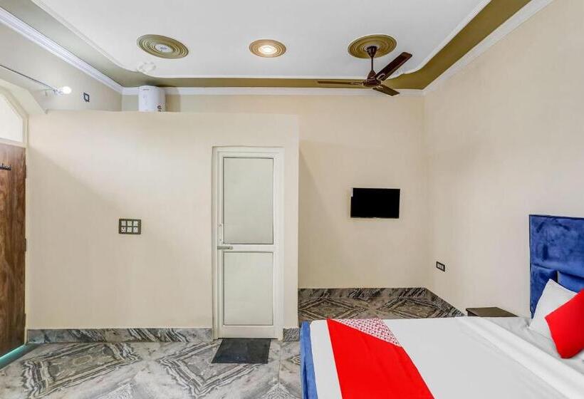 Трехместный Номер Классика, Flagship Friends Guest House
