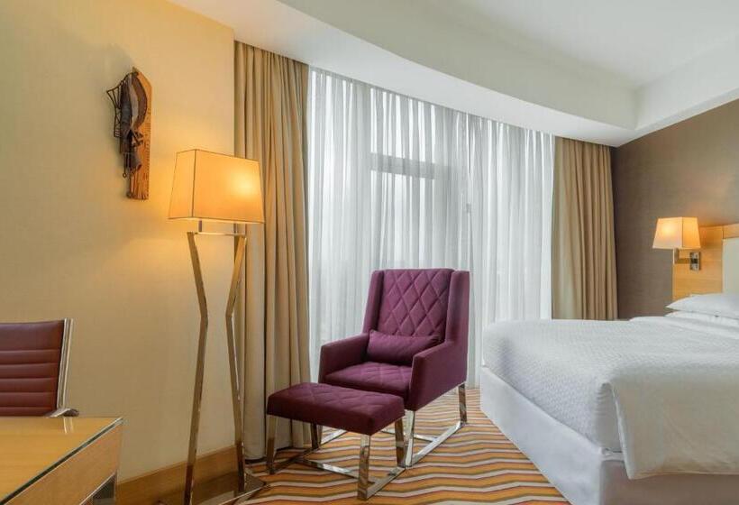 اتاق استاندارد با تخت بزرگ, Four Points By Sheraton Ikot Ekpene