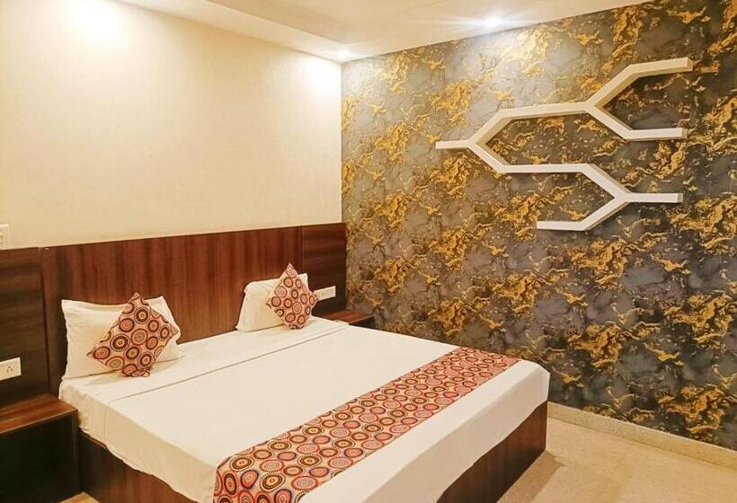 Номер Superior Кровать Кинг, Le Mount Plaza Near Igi Airport