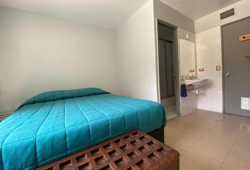 اتاق استاندارد, Hostel Cienfuegos