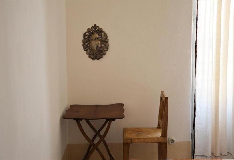 آپارتمان 1 خوابه با بالکن, Casa Hesychia