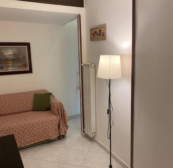 اتاق استاندارد سه تخته با بالکن, Bed & Breakfast Plebiscito Home