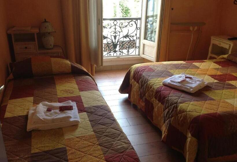 Трехместный Номер Комфорт, Boutique Hotel Couleurs Suds