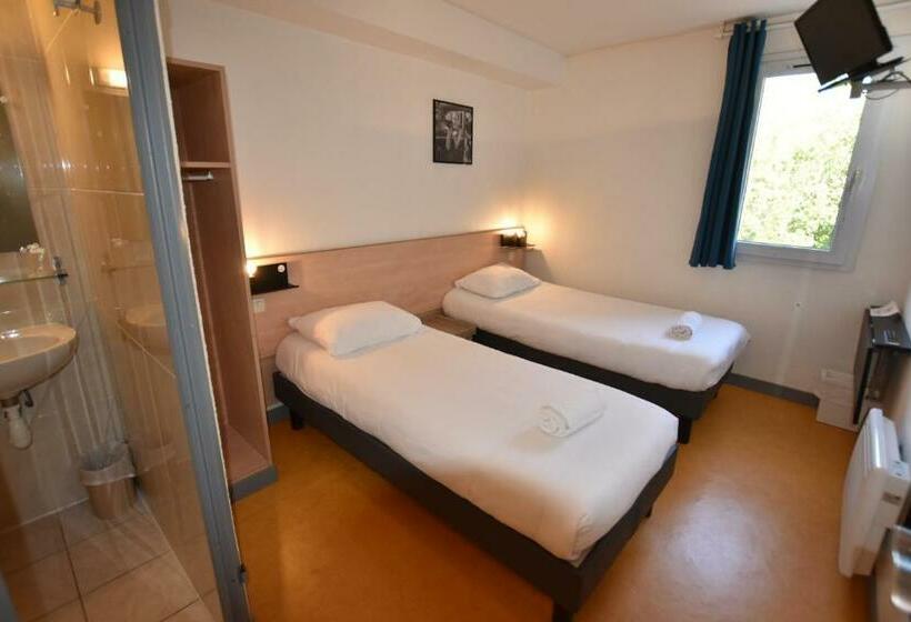 Номер Стандарт, Face West Le Pontet