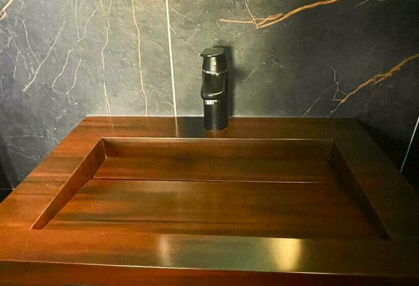 Номер Стандарт, Hôtel Les 4 éléments