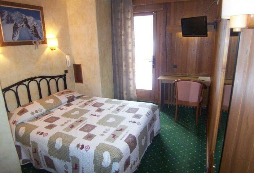Номер Стандарт, Hôtel Les Bernards