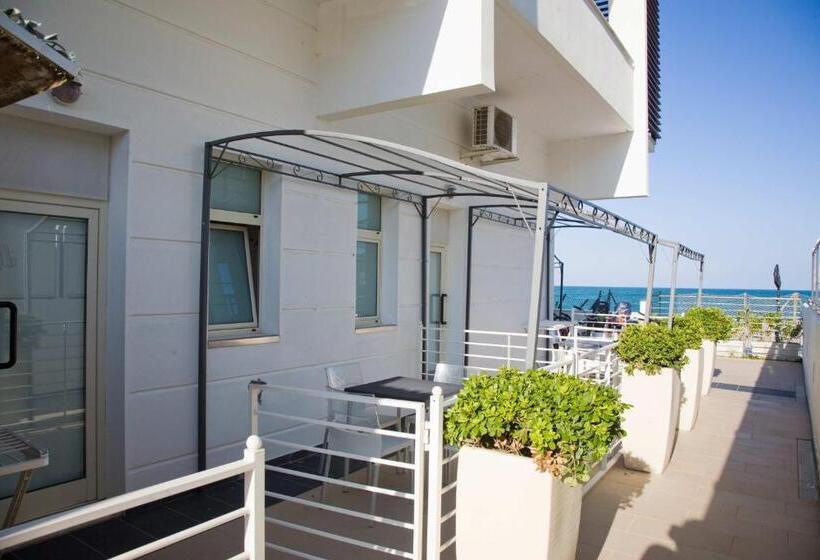 استودیوی استاندارد, Il Conero Mare