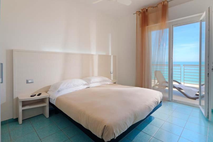 سوییت خانوادگی, Il Conero Mare