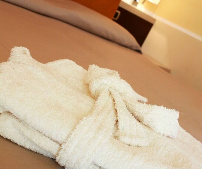 3-Bett-Standardzimmer, Bv Airone Resort