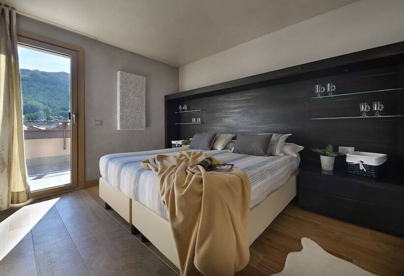 Suite Familiar 2 Quartos, Compagnoni