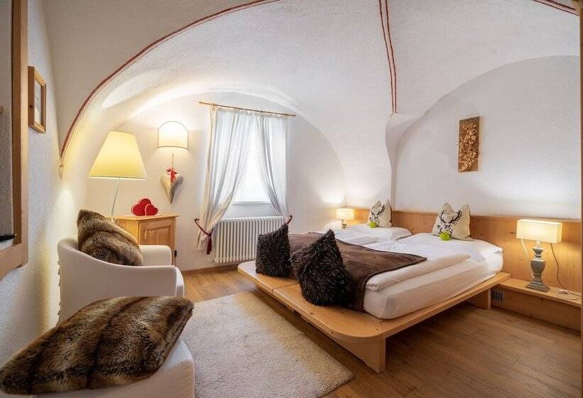 Quarto Economy, Garnì Laurino