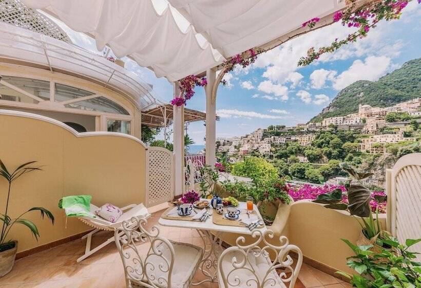 Номер Стандарт Боковой Вид на Море, Villa Mary Suites
