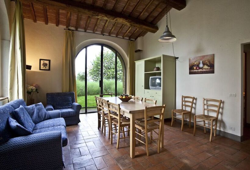 两卧高级别墅, Podere Il Pino