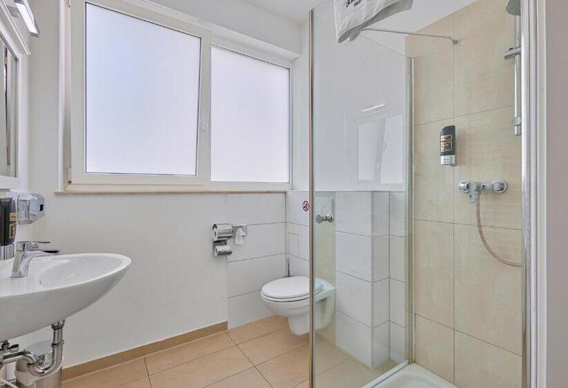 Номер Стандарт с Балконом, Boardinghotel Heidelberg