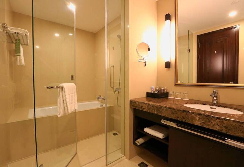 패밀리 룸, Evergreen Laurel Hotel, Shanghai