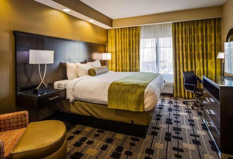 Номер Стандарт Кровать Кинг Адаптированный для Инвалидов, Best Western Premier University Inn