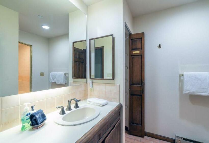 Апартаменты 4 Спальни, Dakota Place 7
