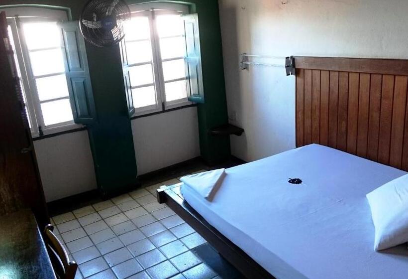 스탠다드 룸 공동 욕실, Laranjeiras Hostel