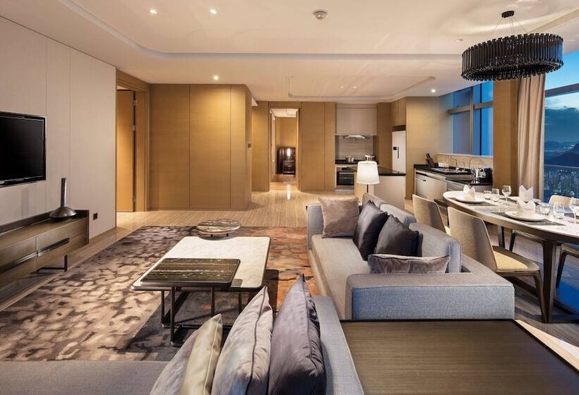 Апартаменты 3 Спальни, Hilton Jinan South Hotel & Residences