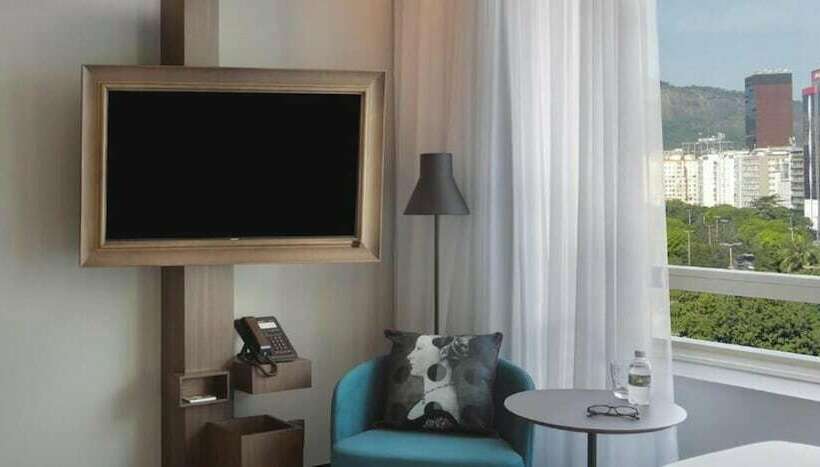 اتاق استاندارد با چشم‌انداز, Yoo2 Rio De Janeiro, Tapestry Collection By Hilton