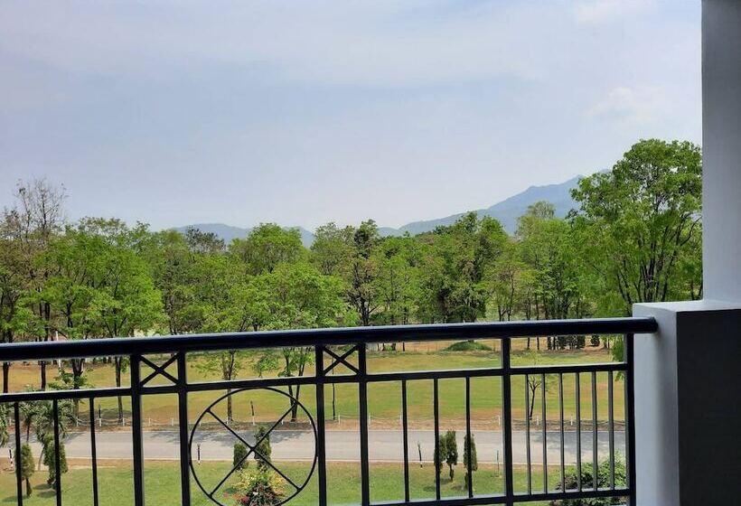 Номер Superior, Sir James Resort