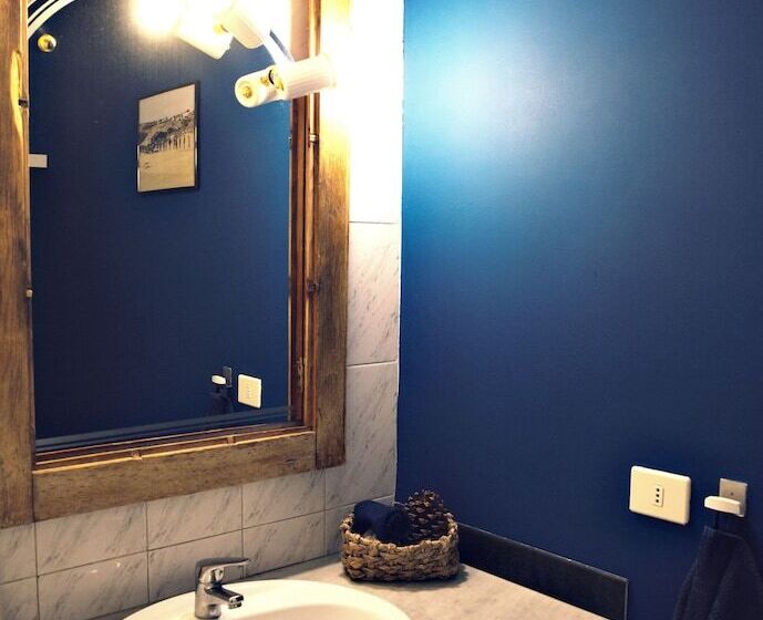 Cama em Quarto Compartilhado, Hitide Hostel