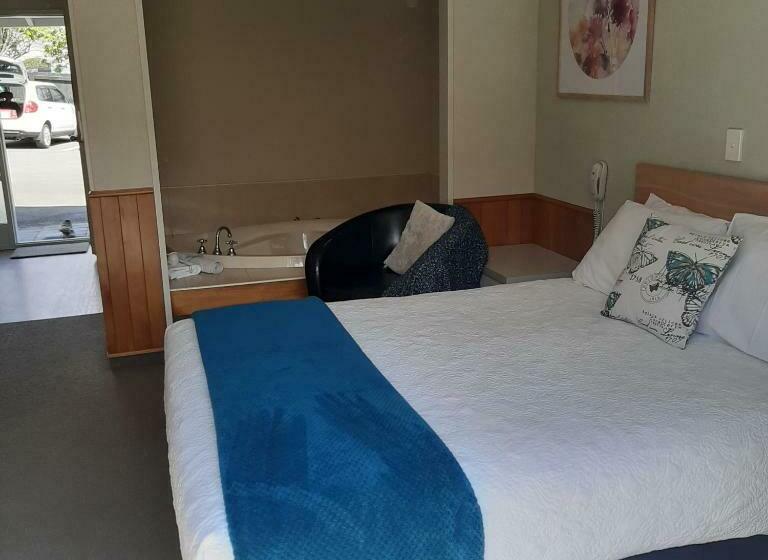 Студия Стандарт, Cottage Mews Motel