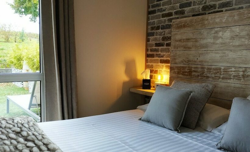 Номер Стандарт, Les Secrets Château Pey La Tour   Logis Hôtels & Restaurant