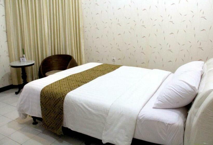 اتاق اجرایی, Griya Yunika Homestay