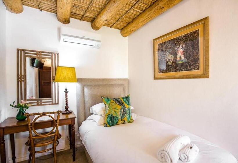シングルベーシックルーム, Roosenwijn Guest House