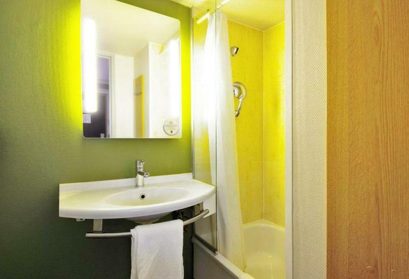 Номер Стандарт, B&b Hotel Chartres Le Forum