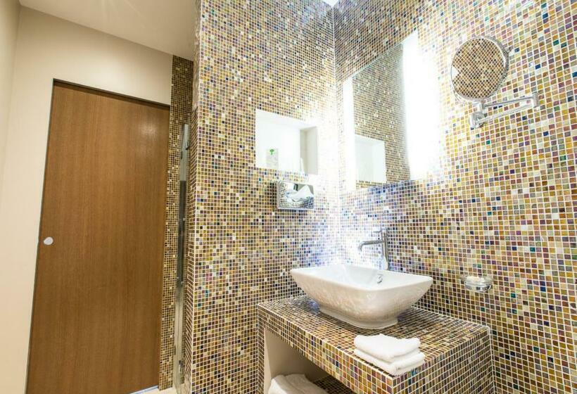 Номер Комфорт, Hôtel Spa Marotte