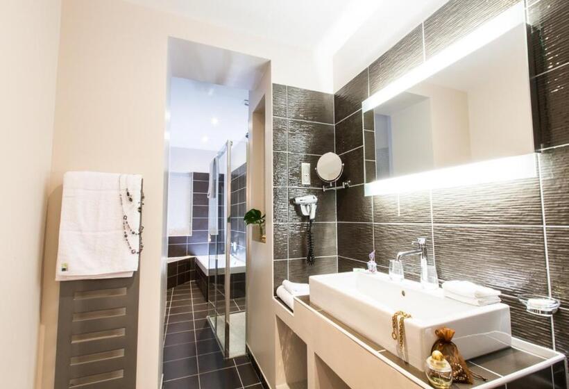 Номер Стандарт, Hôtel Spa Marotte