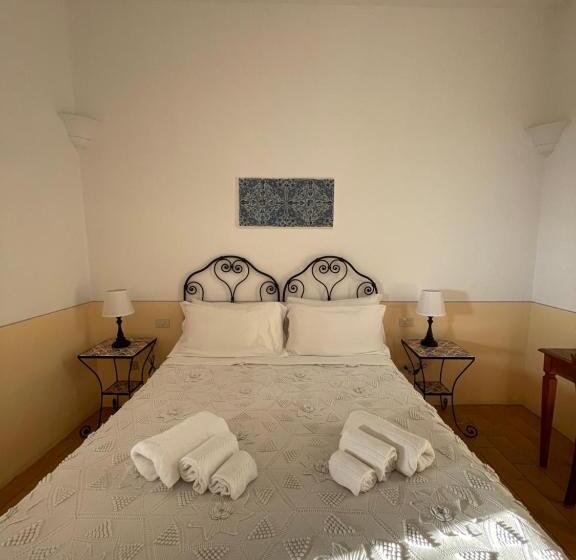 اتاق استاندارد, La Locanda Del Postino