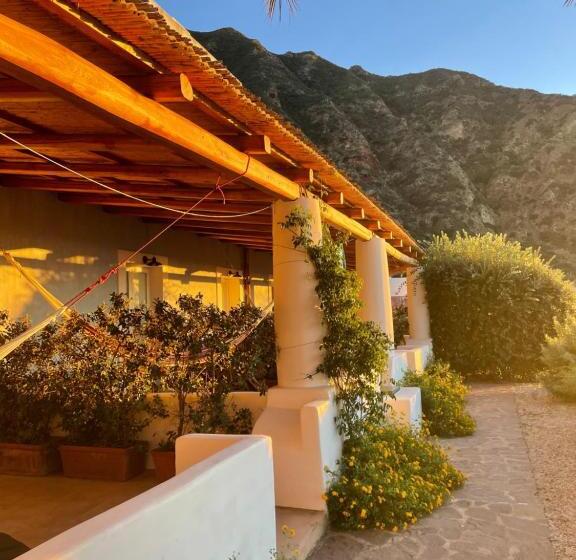 اتاق لوکس چهار تخته, La Locanda Del Postino