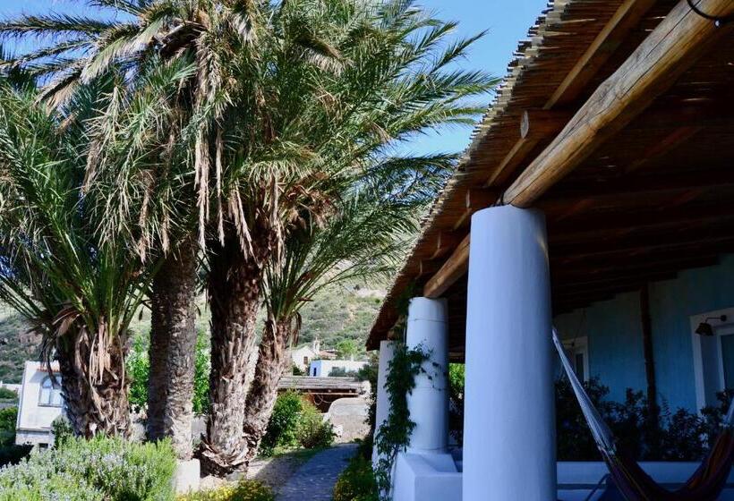 Четырехместный Номер Deluxe, La Locanda Del Postino