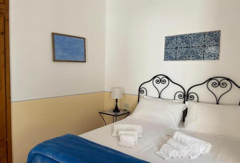 اتاق لوکس, La Locanda Del Postino