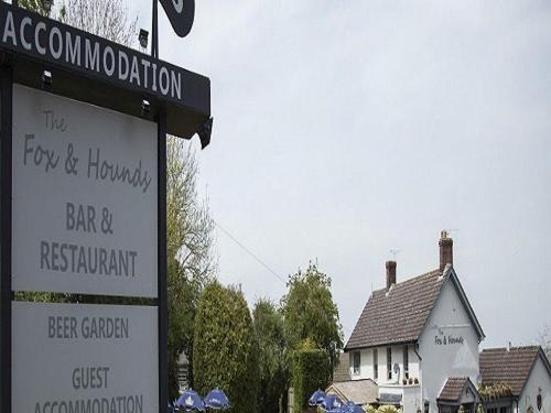 اتاق استاندارد, The Fox & Hounds