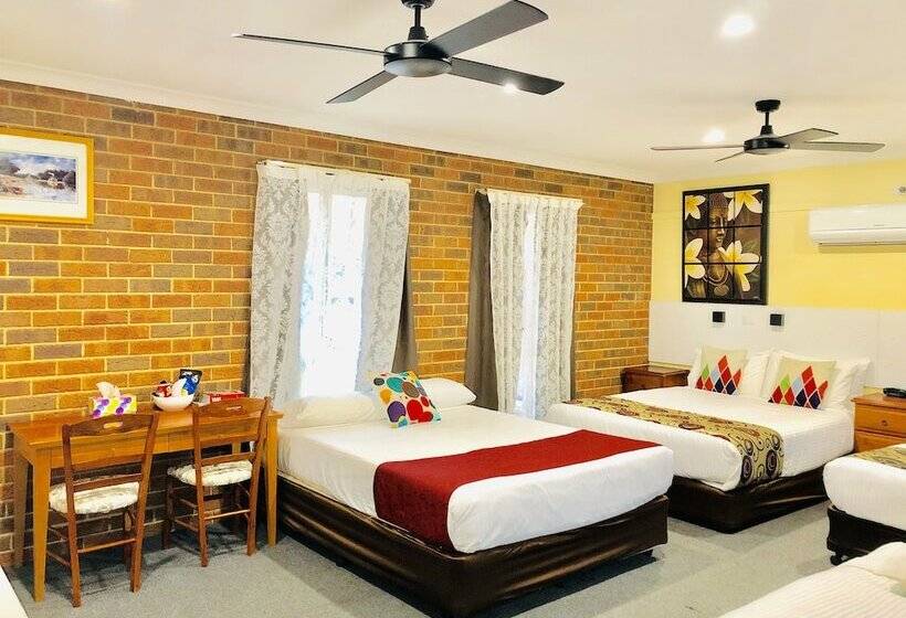 Семейный Номер, Aussie Rest Motel