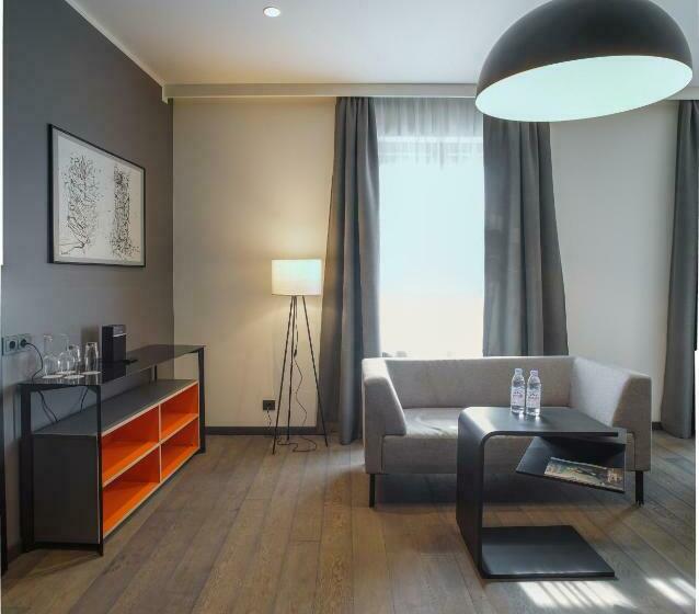 חדר דחוקס עם מיטת קינג, Pullman Riga Old Town