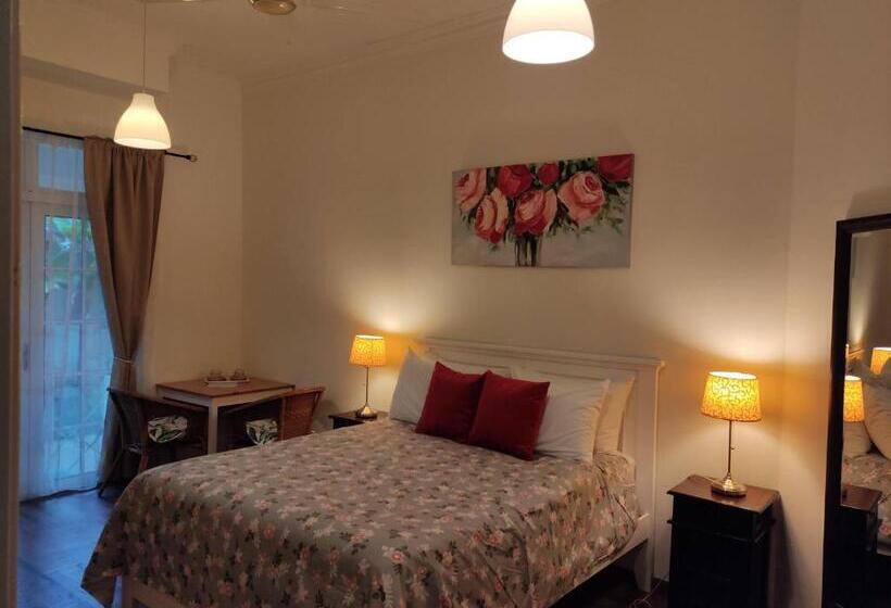 اتاق استاندارد, Rumah Putih Near Klia & Xiamen University