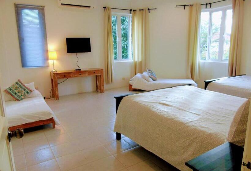 اتاق لوکس خانوادگی, Rumah Putih Near Klia & Xiamen University