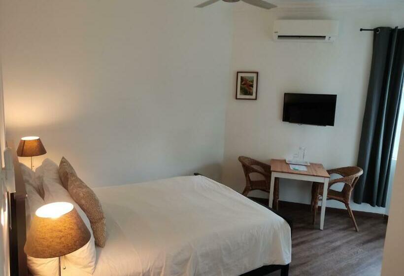 اتاق استاندارد, Rumah Putih Near Klia & Xiamen University
