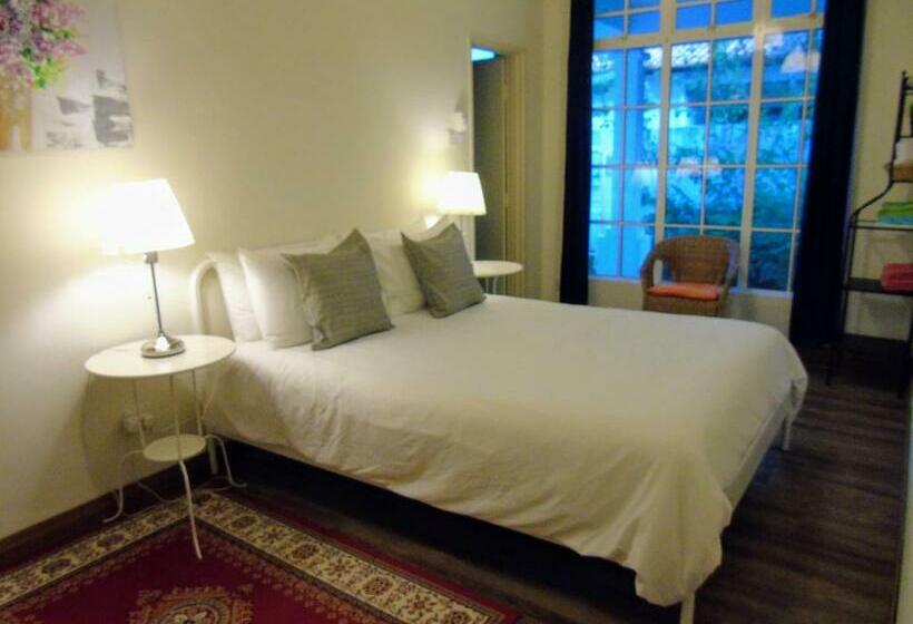اتاق استاندارد, Rumah Putih Near Klia & Xiamen University