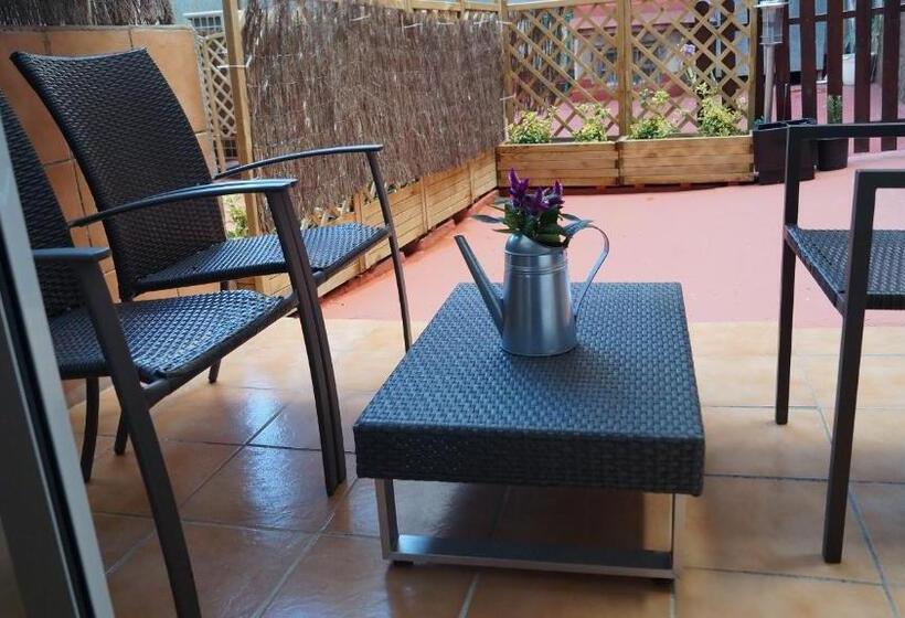 Номер Стандарт с Террасой, Good Home Paseo De Gracia